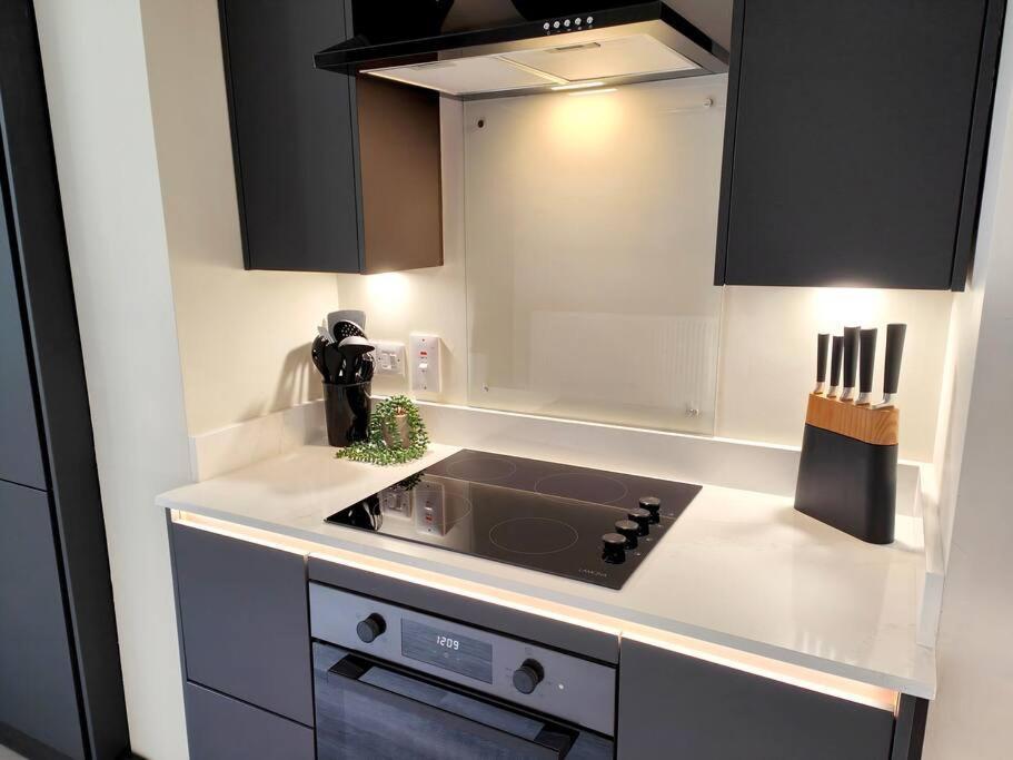 Carvetii - Anne House Room 1 - Dbl Bed Ground Floor En-Suite 칼라일 외부 사진